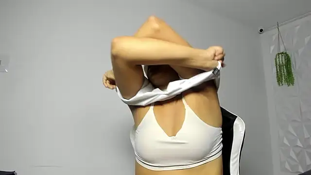 Dakota x18 online show from 02/21/26, 07:38