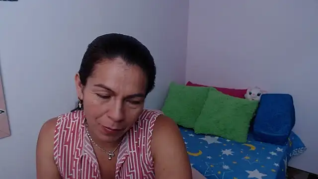 camilavargas  online show from 03/16/26, 08:33