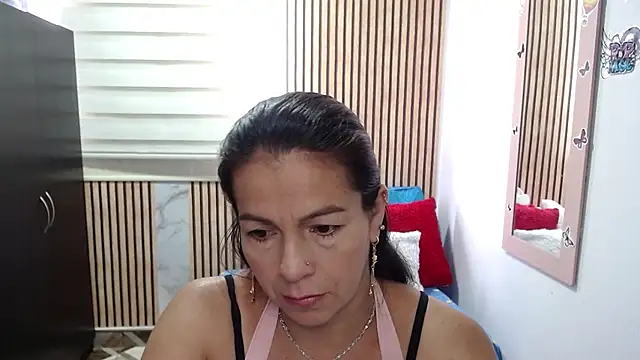 camilavargas  online show from 06/03/26, 02:29