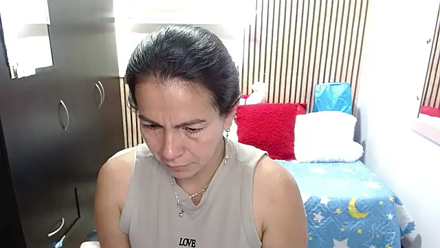 camilavargas  online show from 06/11/26, 08:28