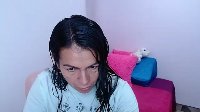 camilavargas  online show from 03/25/26, 09:14