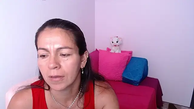 camilavargas  online show from 04/06/26, 07:04