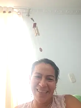 Snapshot of camilavargas_ chatting on 05/28/26, 08:59 camilavargas online show from 05/28/26, 08:59