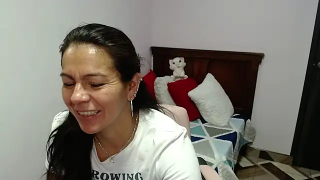 camilavargas  online show from 07/14/26, 04:35