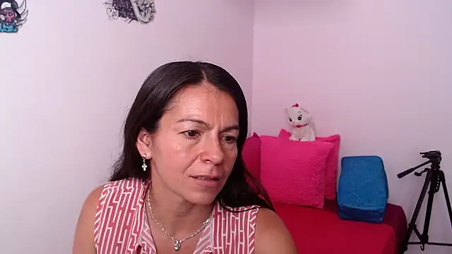 camilavargas  online show from 04/02/26, 10:05