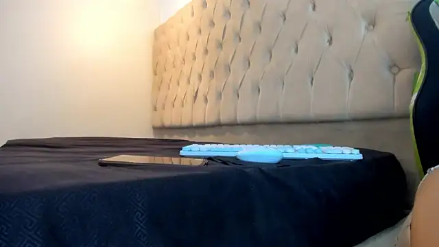 Naomis 35 online show from 02/23/26, 07:36