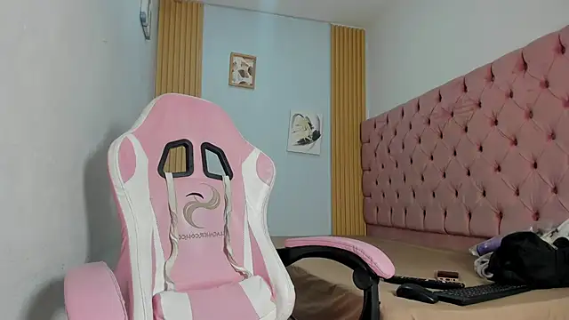 Naomis 35 online show from 11/07/25, 07:18