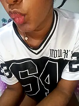 Beauty Luci online show from 12/17/25, 05:29