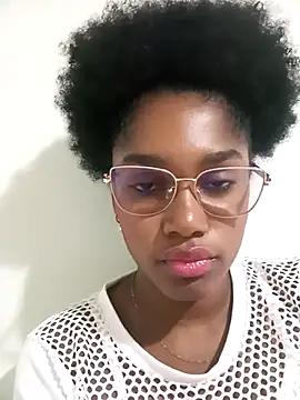 Beauty Luci online show from 10/21/25, 11:48