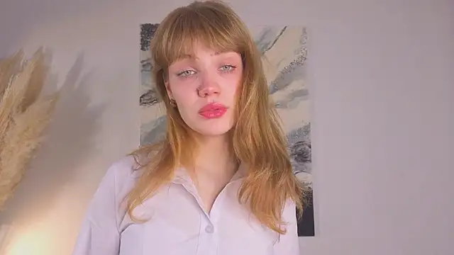 pienaple online show from 10/21/25, 04:12