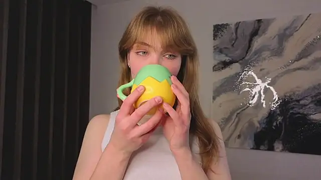 pienaple online show from 12/20/25, 04:04