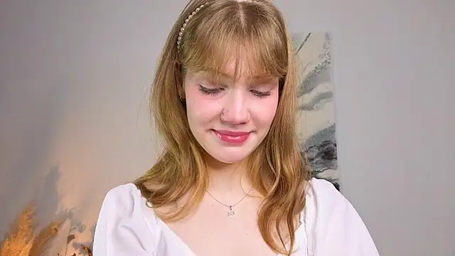 pienaple online show from 11/02/25, 04:06