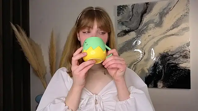 Snapshot of pienaple chatting on 02/01/26, 04:11 pienaple online show from 02/01/26, 04:11