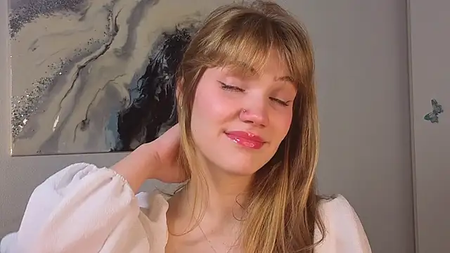 pienaple online show from 10/04/25, 04:03