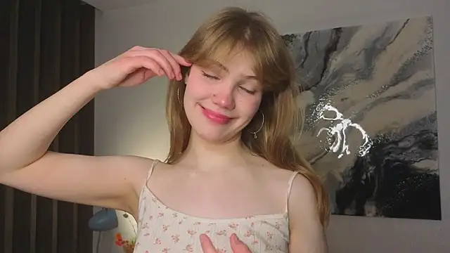 pienaple online show from 12/14/25, 04:08