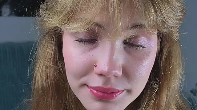 pienaple online show from 09/25/25, 04:07