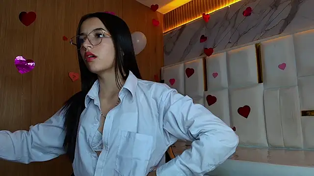 Snapshot of sophiadoll_tf chatting on 02/17/26, 03:37 sophiadoll tf online show from 02/17/26, 03:37