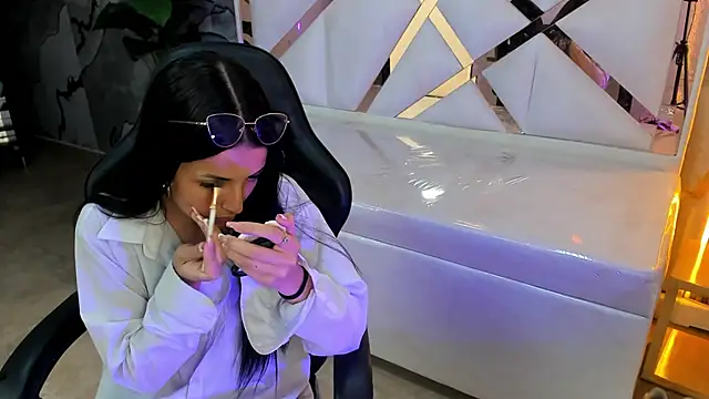 sophiadoll tf online show from 12/01/25, 08:10