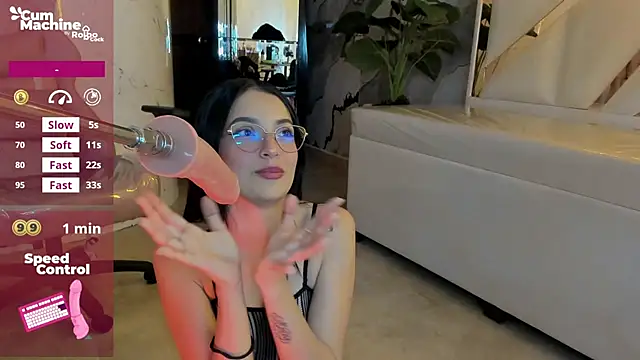 sophiadoll tf online show from 11/11/25, 09:09