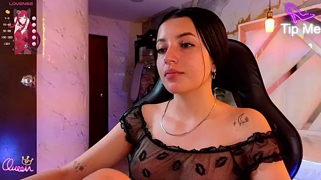 Snapshot of sophiadoll_tf chatting on 06/06/26, 12:54 sophiadoll tf online show from 06/06/26, 12:54
