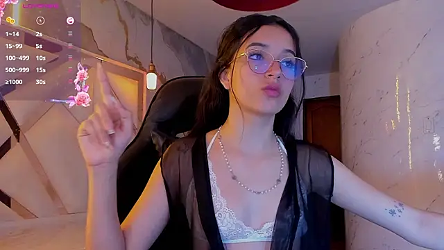 Snapshot of sophiadoll_tf chatting on 02/08/26, 01:20 sophiadoll tf online show from 02/08/26, 01:20