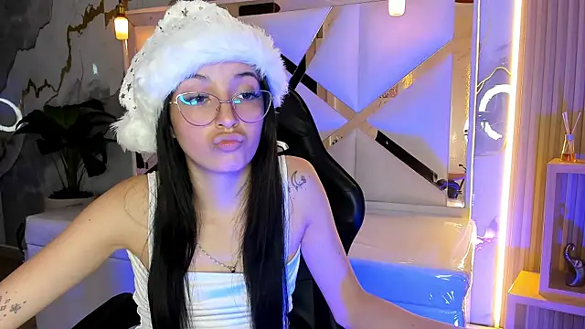 sophiadoll tf online show from 12/15/25, 08:36