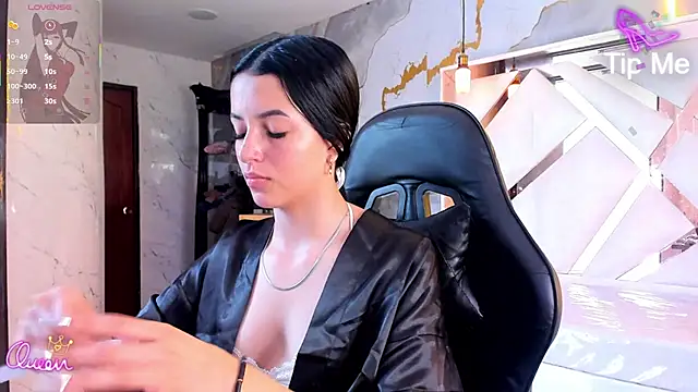 Snapshot of sophiadoll_tf chatting on 06/12/26, 01:20 sophiadoll tf online show from 06/12/26, 01:20