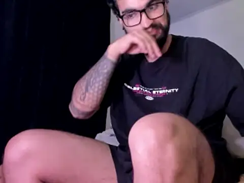 Snapshot of Chrys_harris77 chatting on 07/17/26, 05:04 Chrys harris77 online show from 07/17/26, 05:04