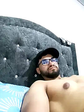 Chrys harris77 online show from 10/21/25, 02:22