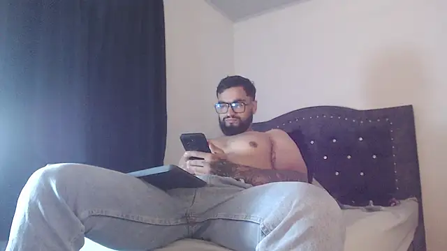 Chrys harris77 online show from 04/14/26, 05:01