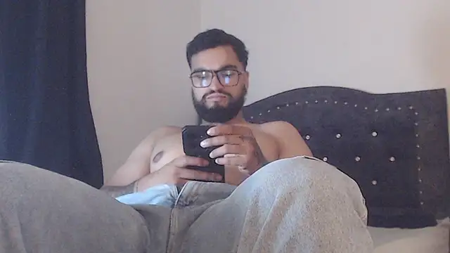 Chrys harris77 online show from 04/11/26, 07:45