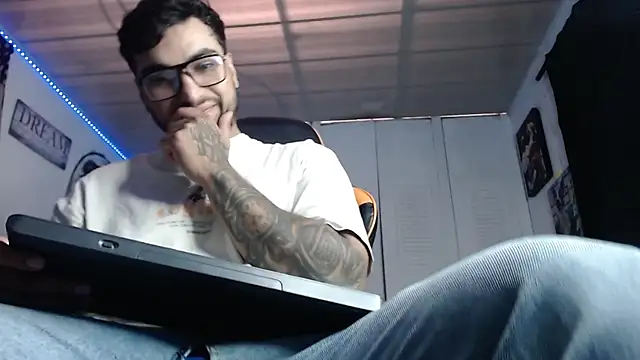 Chrys harris77 online show from 12/04/25, 06:51