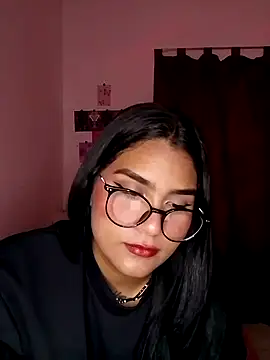 Renata Zoe online show from 11/11/25, 01:33