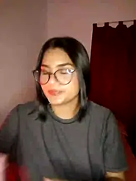 Renata Zoe online show from 11/10/25, 01:43