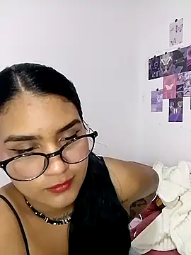 Snapshot of Renata_Zoe chatting on 10/11/25, 02:34 Renata Zoe online show from 10/11/25, 02:34