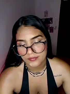 Renata Zoe online show from 11/12/25, 01:43