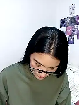 Snapshot of Renata_Zoe chatting on 10/01/25, 01:00 Renata Zoe online show from 10/01/25, 01:00