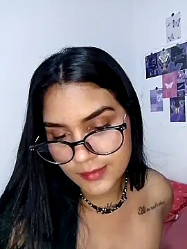 Snapshot of Renata_Zoe chatting on 10/09/25, 02:34 Renata Zoe online show from 10/09/25, 02:34