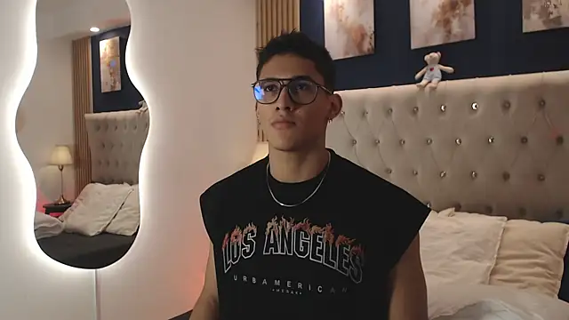 SalvadorFit online show from 02/22/26, 08:10