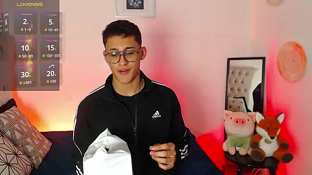 SalvadorFit online show from 11/13/25, 08:02