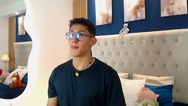 SalvadorFit online show from 02/18/26, 08:05