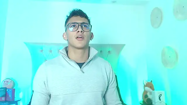 SalvadorFit online show from 11/25/25, 08:42