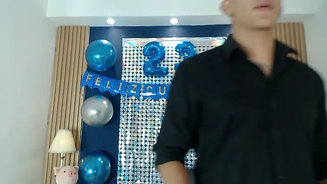 SalvadorFit online show from 03/12/26, 08:46