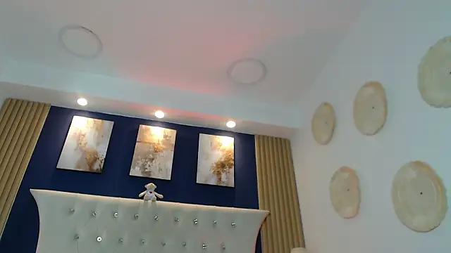 SalvadorFit online show from 03/18/26, 08:21