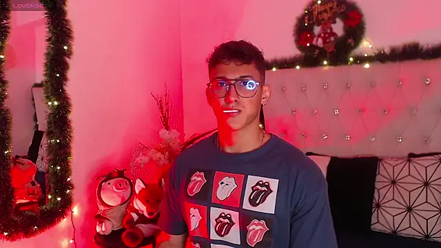 SalvadorFit online show from 12/17/25, 08:36