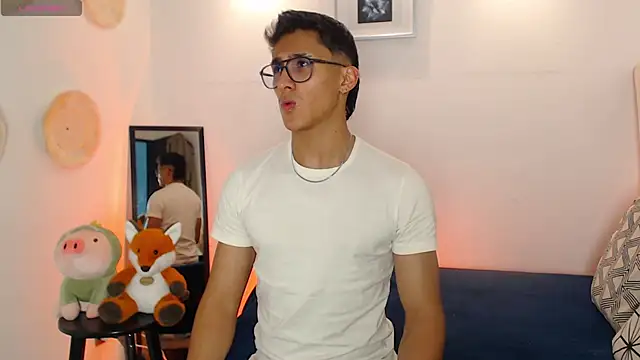 SalvadorFit online show from 11/10/25, 08:03