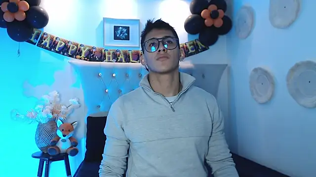 SalvadorFit online show from 10/14/25, 08:42