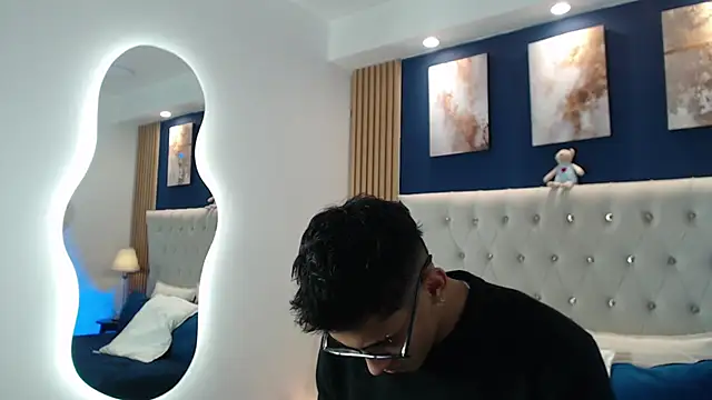 SalvadorFit online show from 02/15/26, 08:41