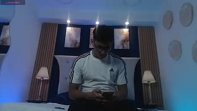 SalvadorFit online show from 04/13/26, 08:02