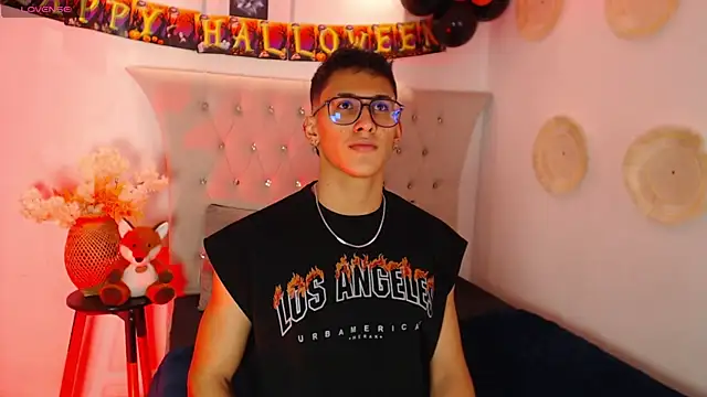 SalvadorFit online show from 10/07/25, 08:32